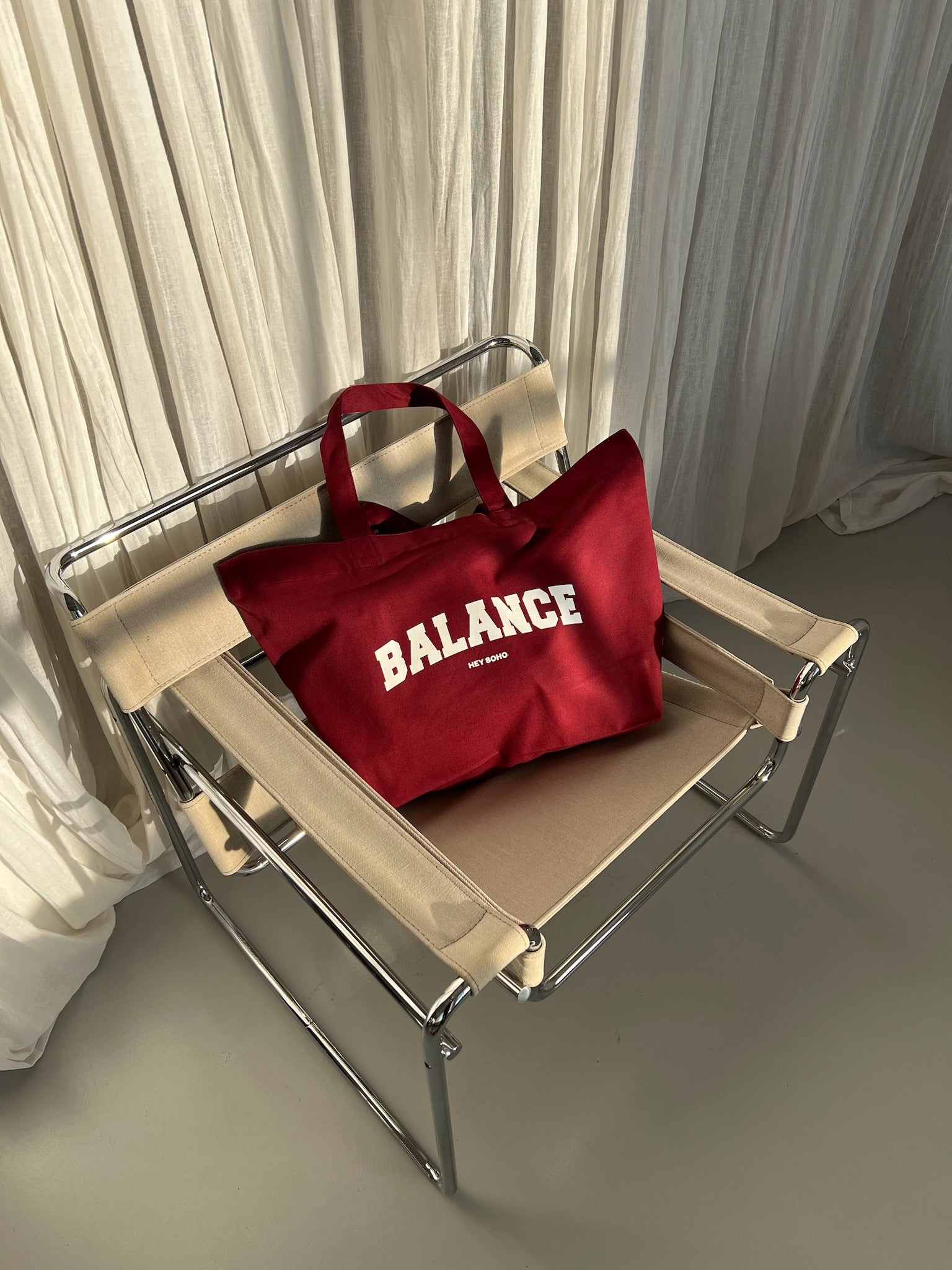 BALANCE Shopper red wine
