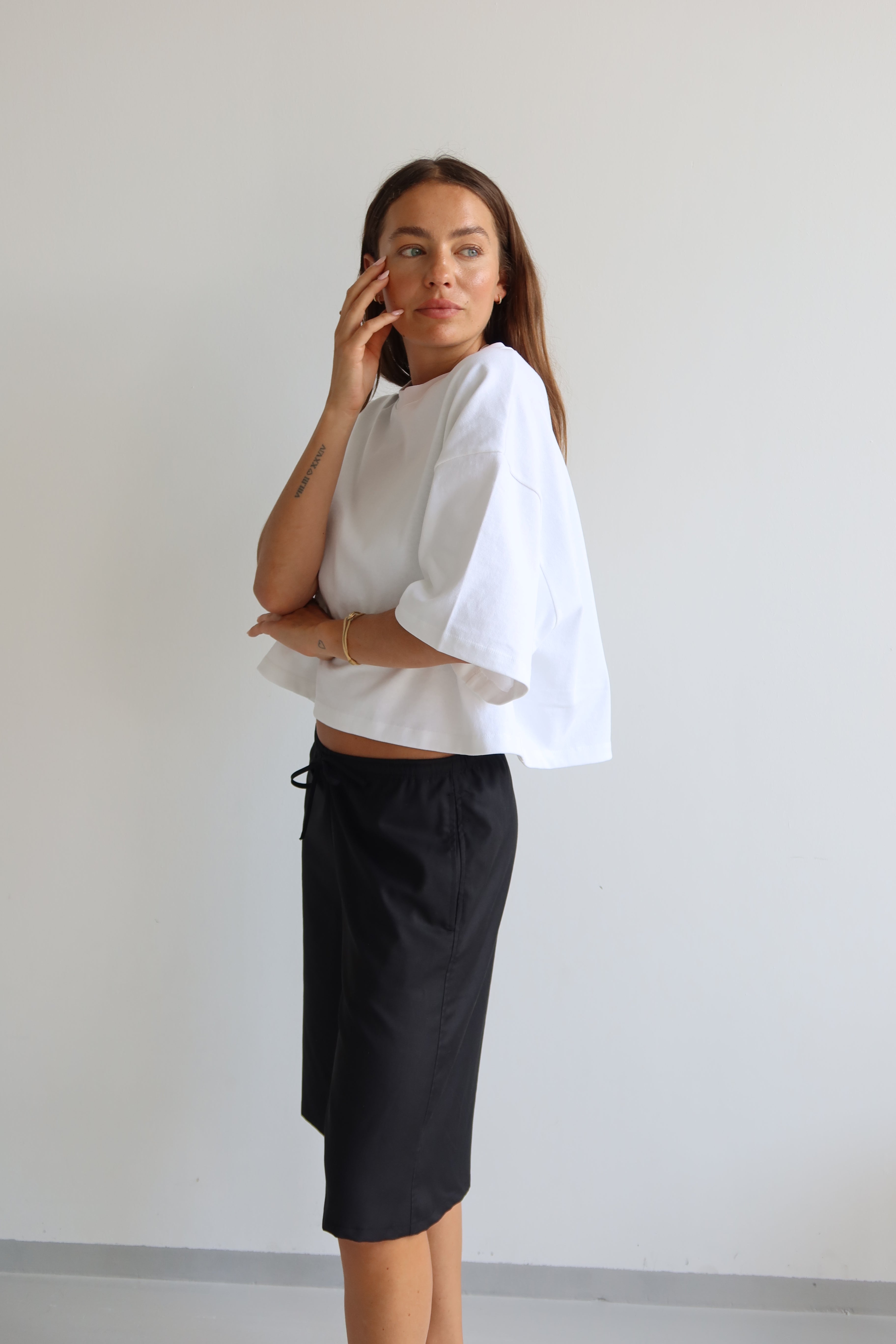 NOOR BERMUDA BLACK