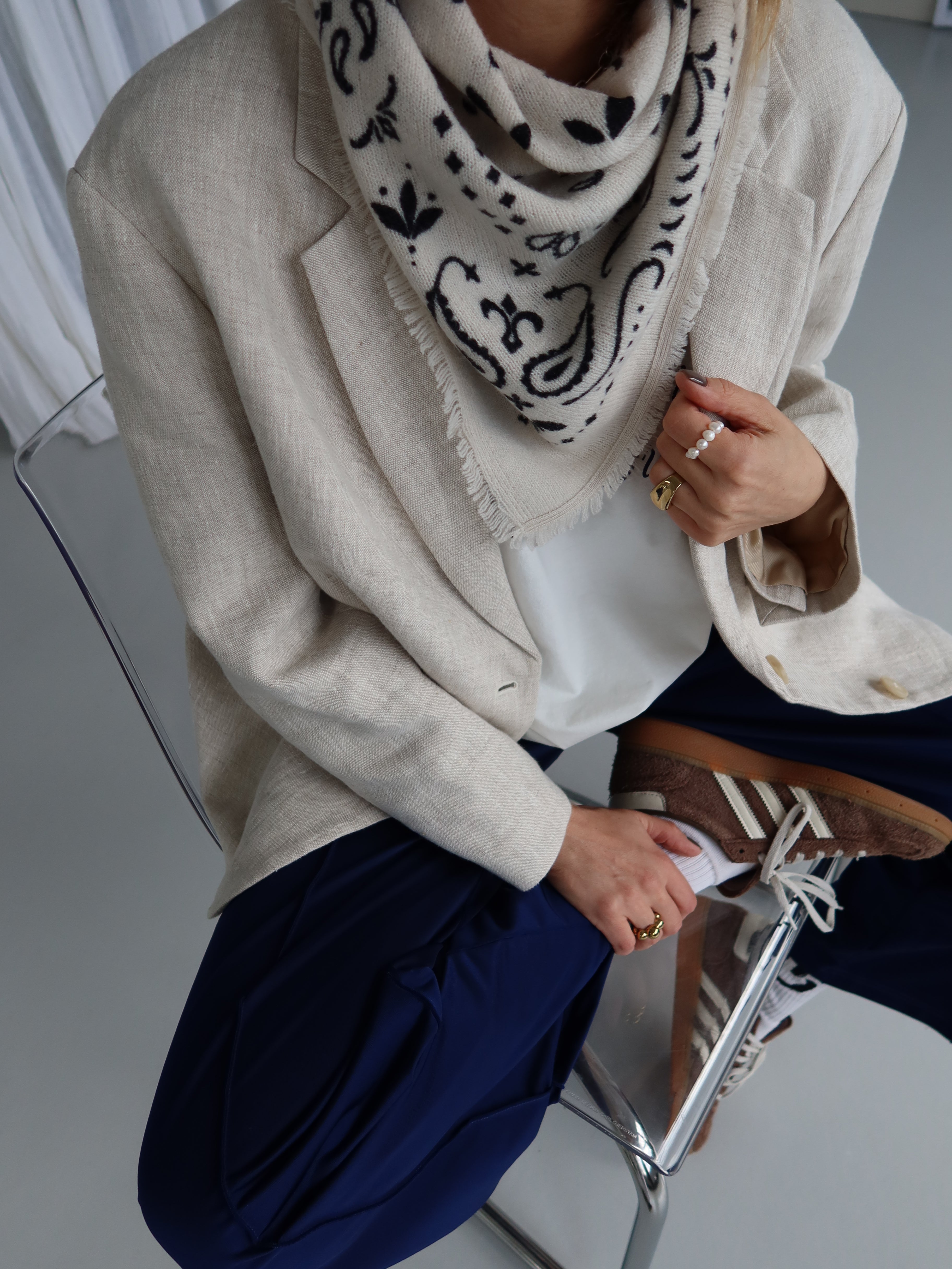 LARA SCARF OATMILK