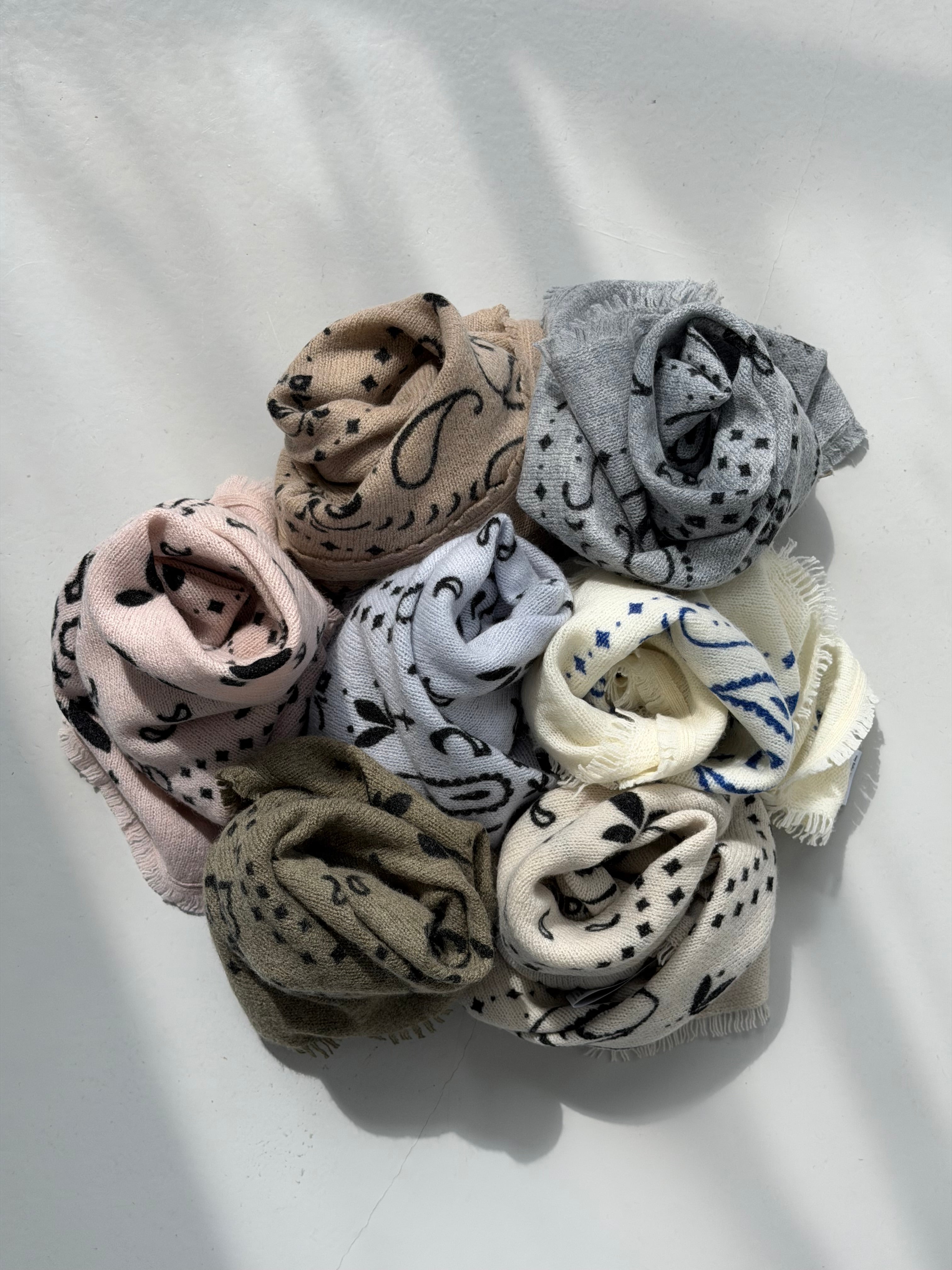 LARA SCARF LIGHT ROSE