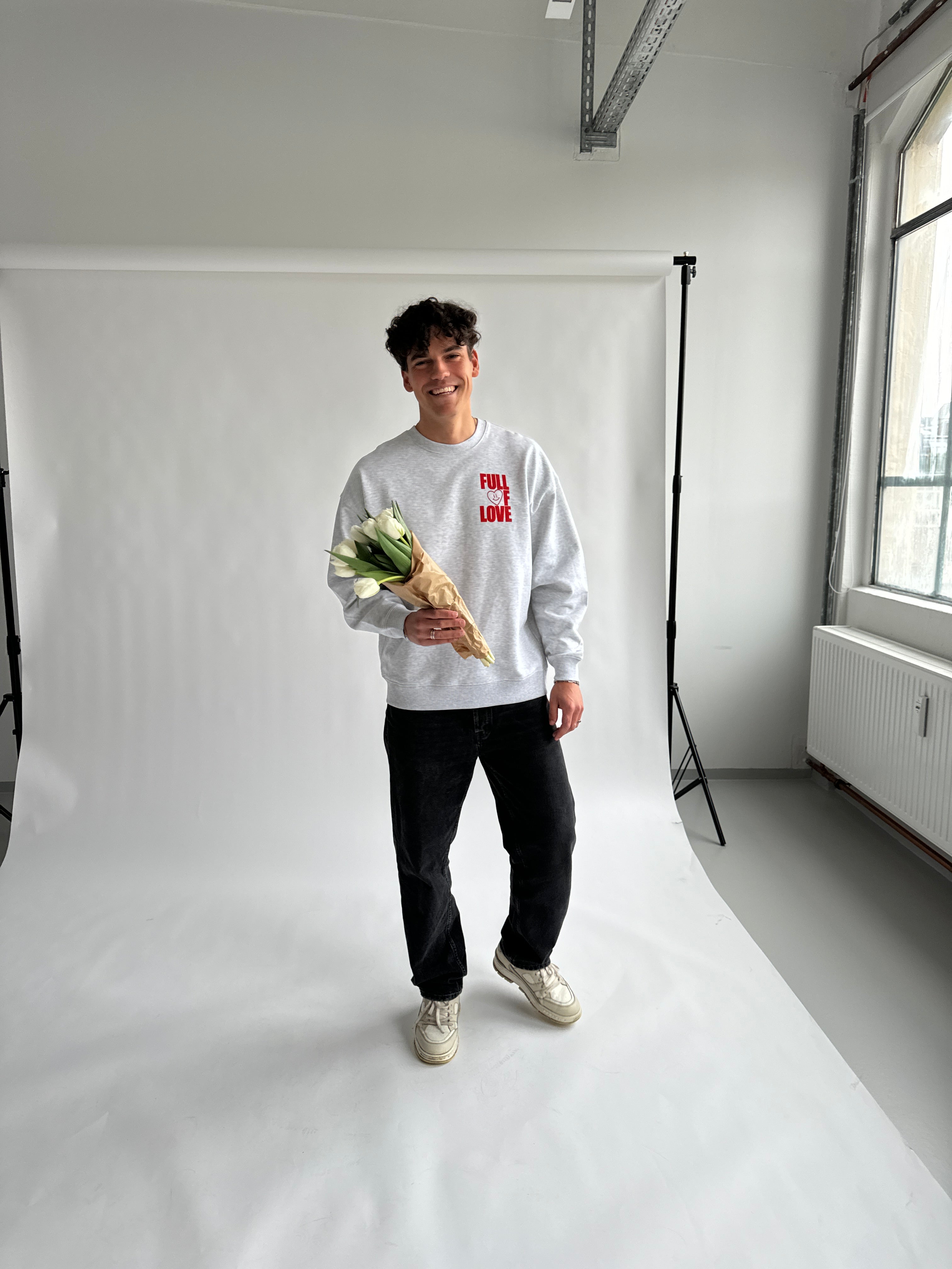 FULL OF LOVE Sweater