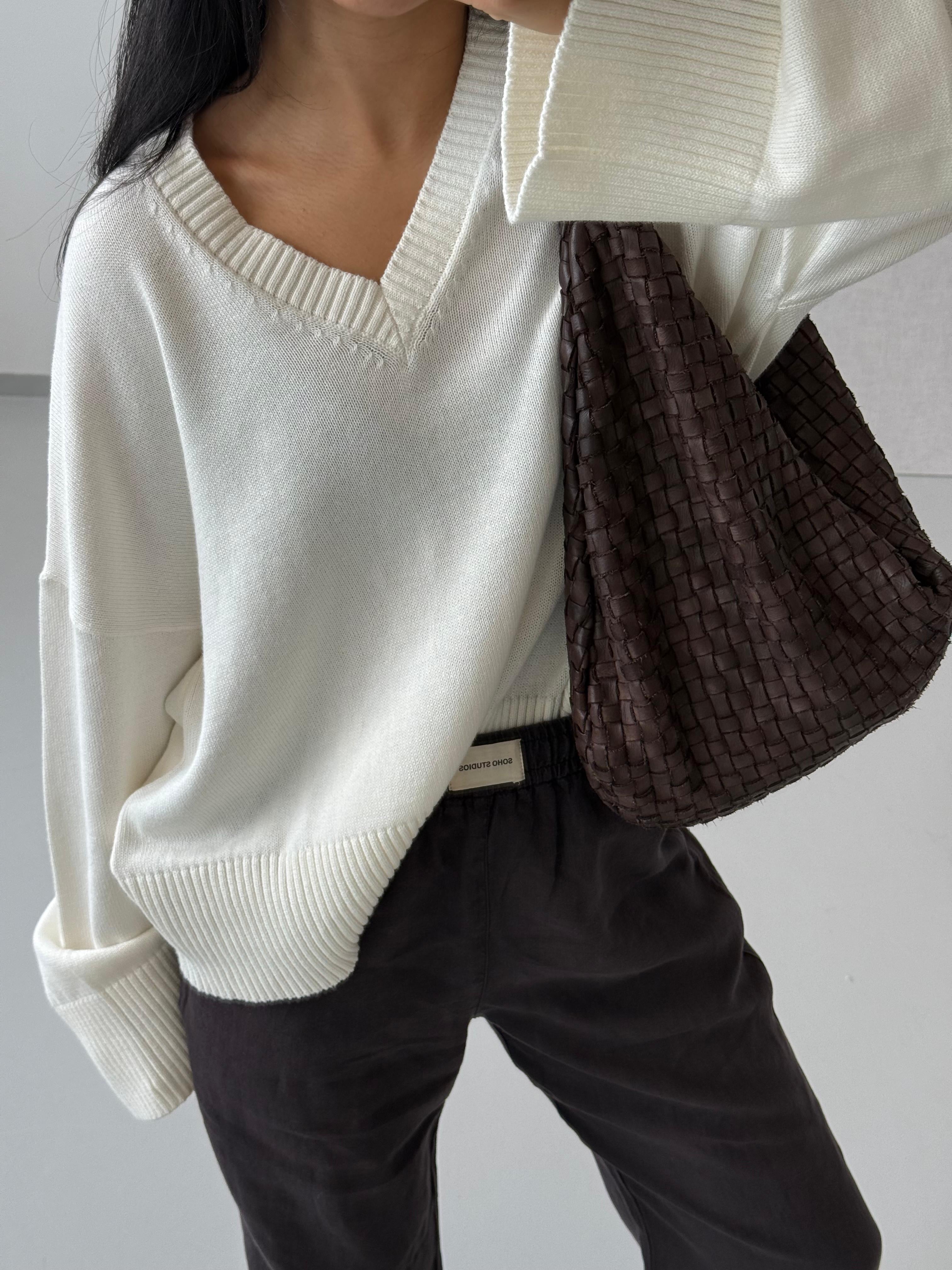 ISABELLE V-NECK offwhite