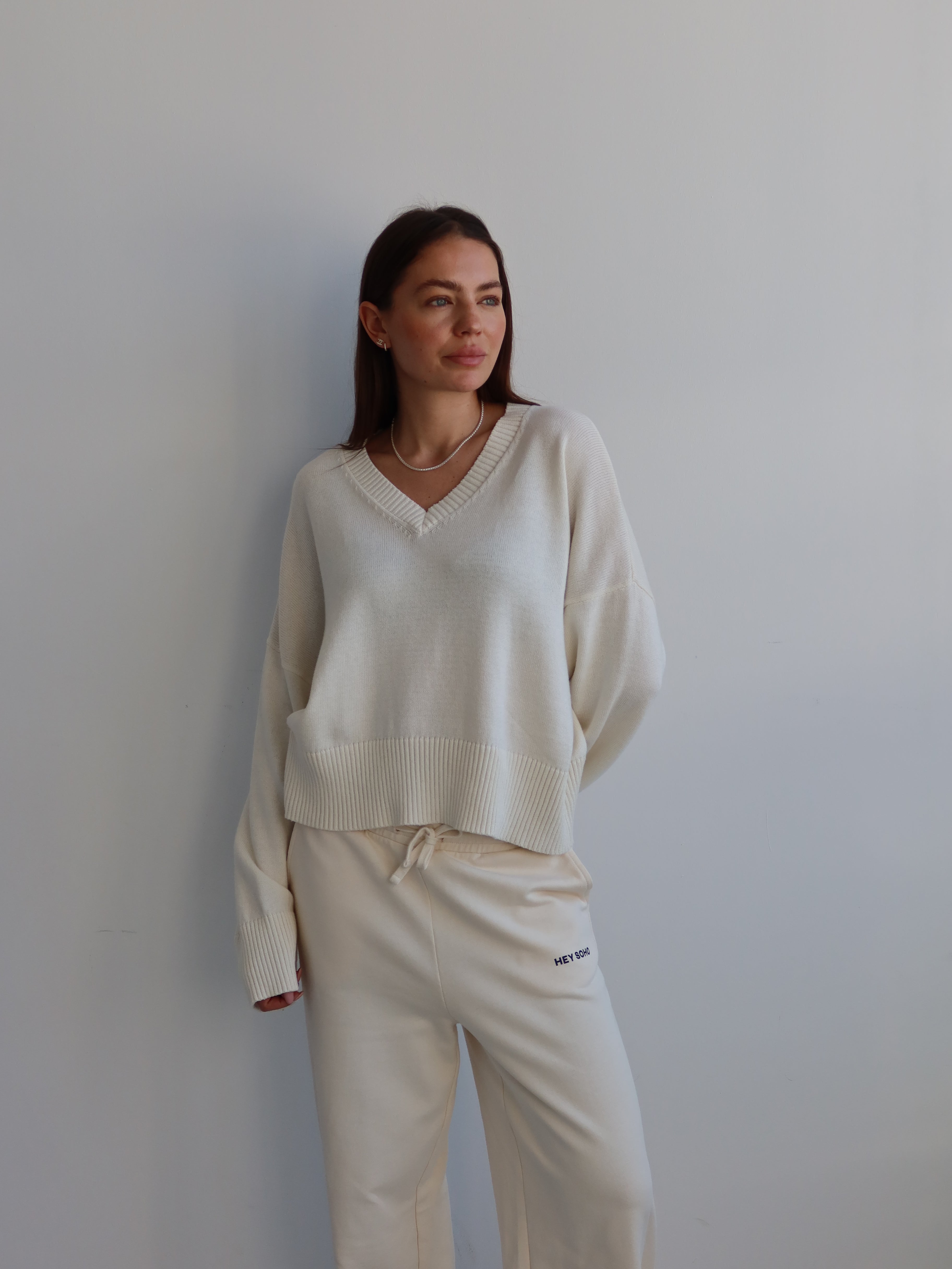 ISABELLE V-NECK offwhite