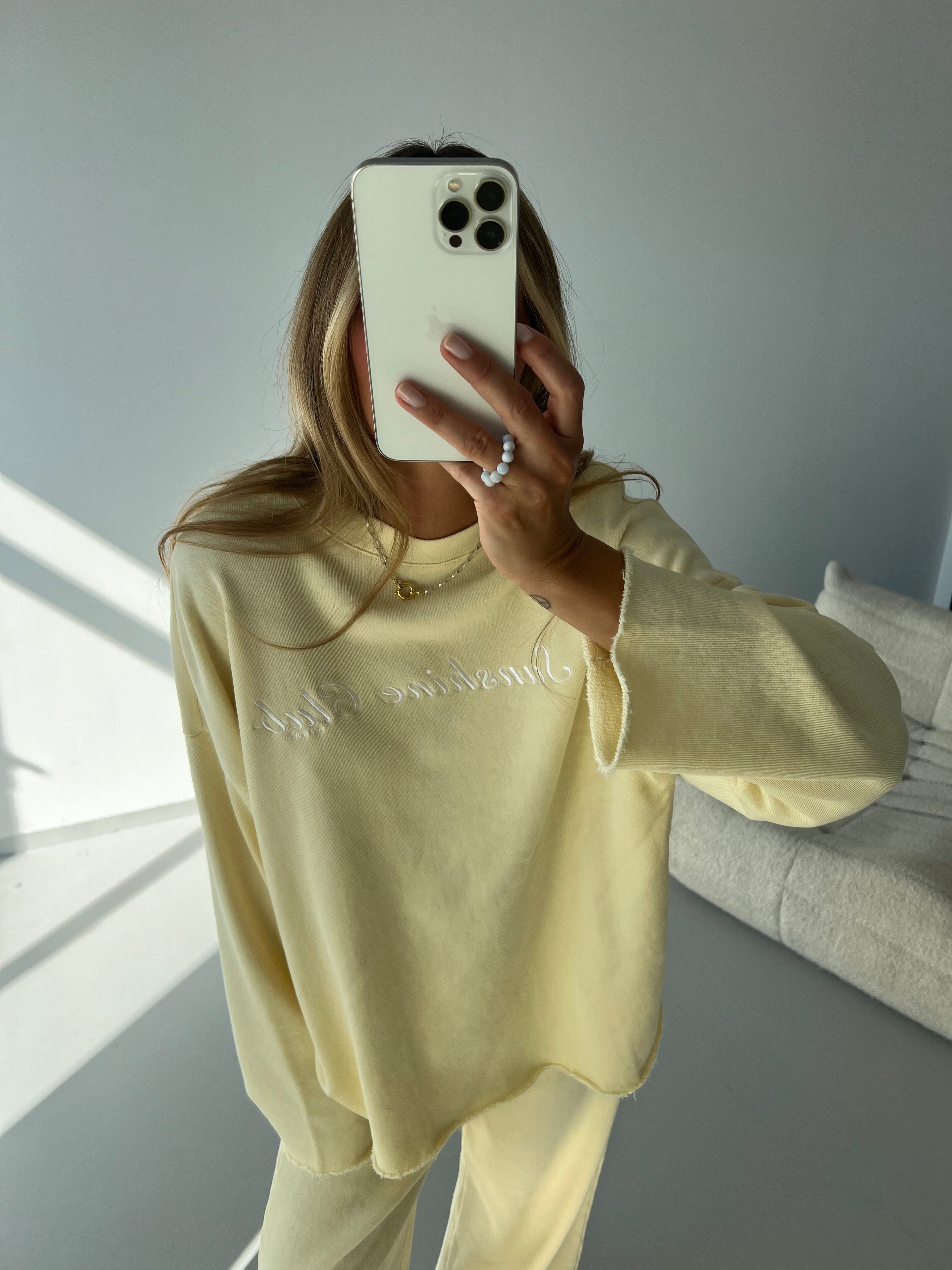 SUNSHINE CLUB Sweater