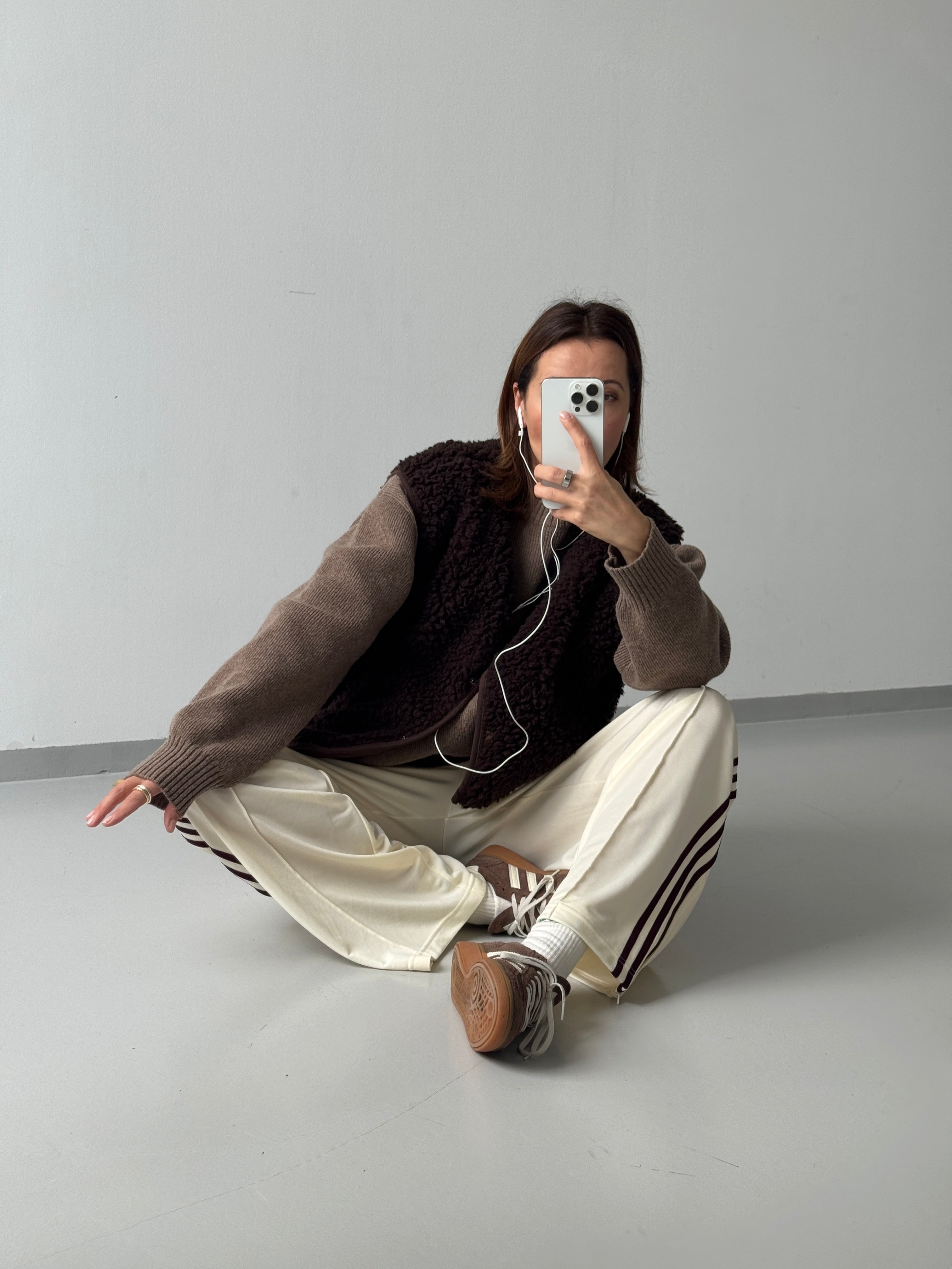 SOHO STUDIOS CELINA VEST brown