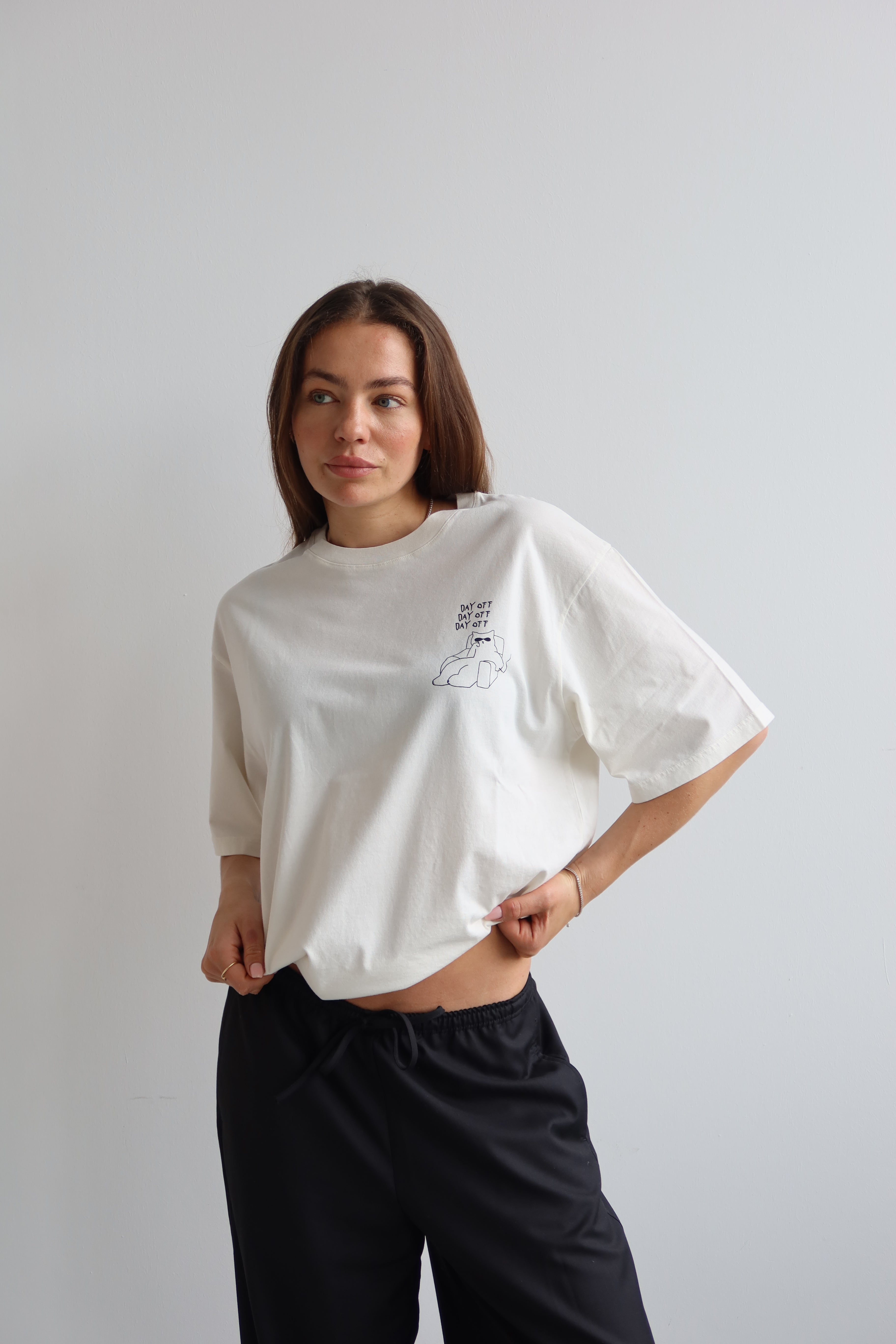 DAY OFF T-Shirt offwhite