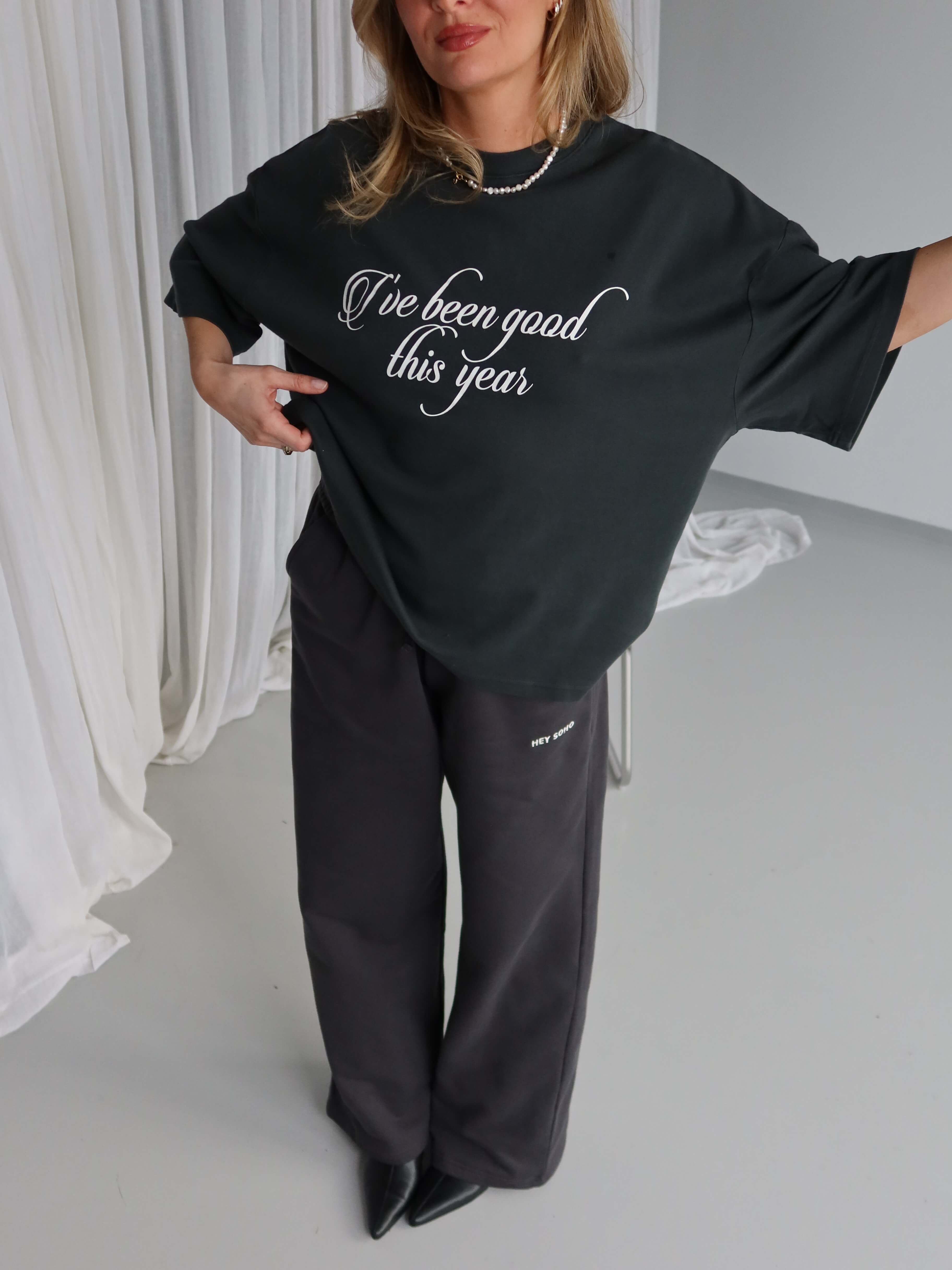 WIDE LEG Sweatpants washed black I offwhite